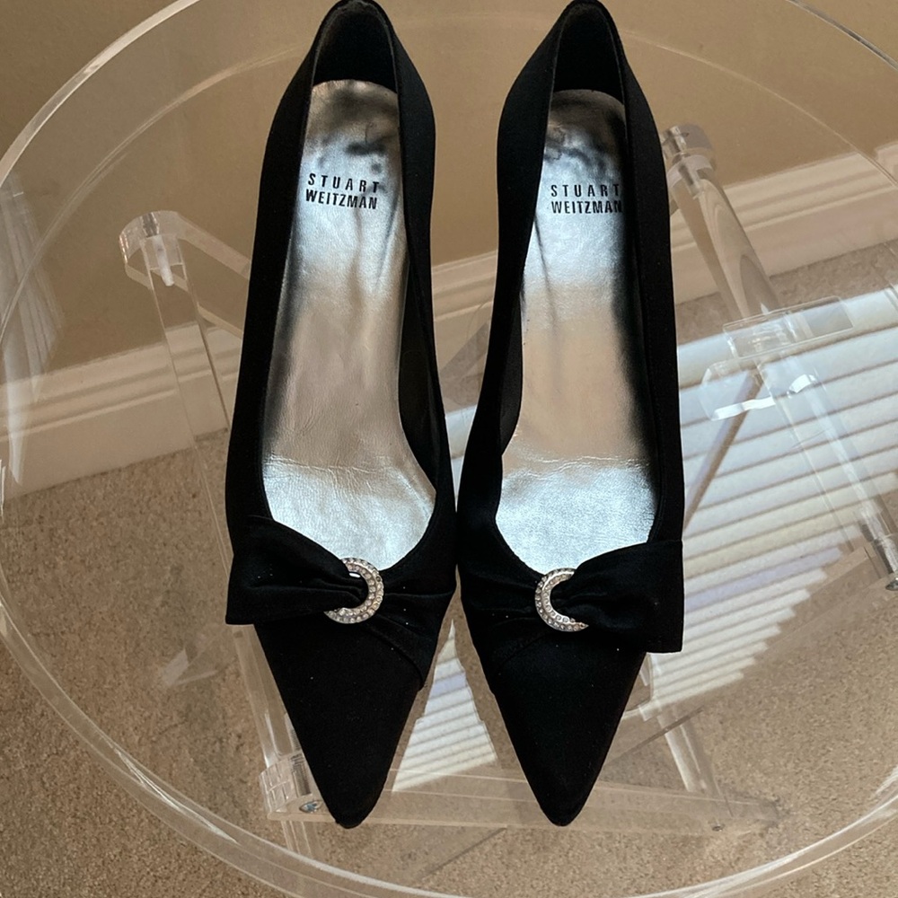 Stuart Weitzman dress satin heels EUC